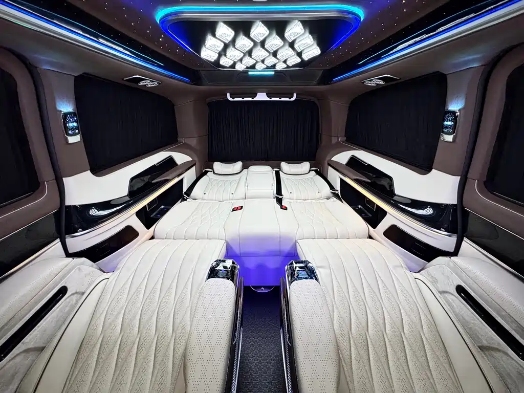 Mercedes-Benz V-Class V 2024 V 300 L Luxury