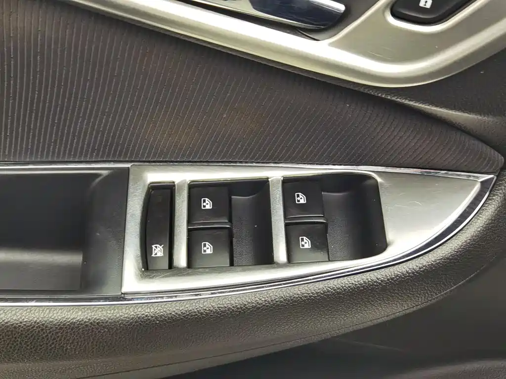 Chevrolet Cruze — миниатюра 9