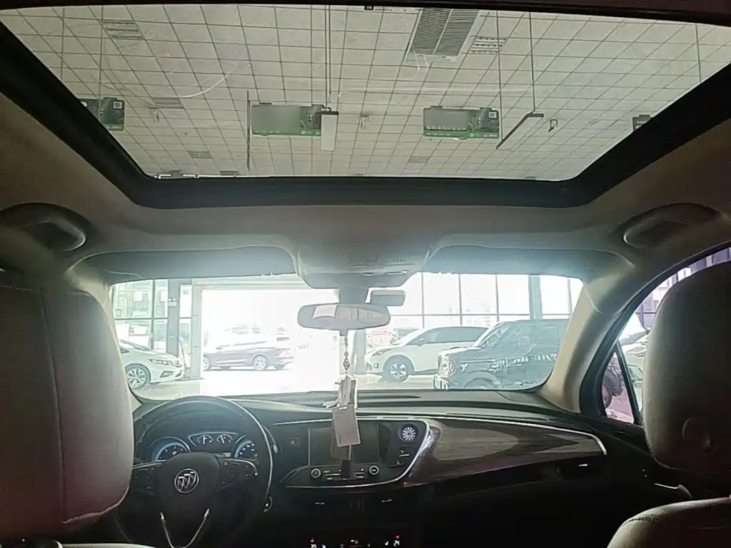 Buick Envision Plus — миниатюра 18