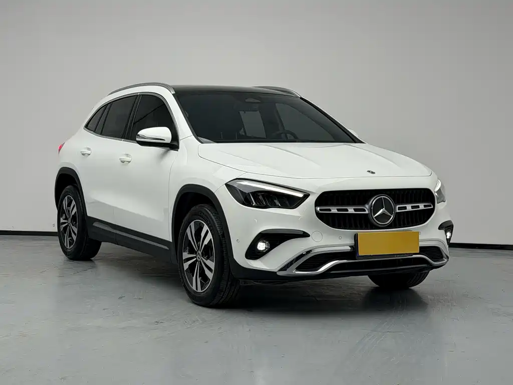 Mercedes-Benz GLA — миниатюра 6