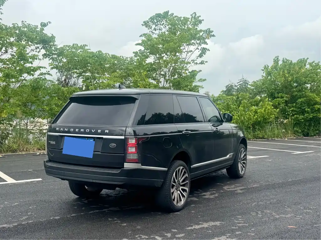 Land Rover Range Rover — миниатюра 4