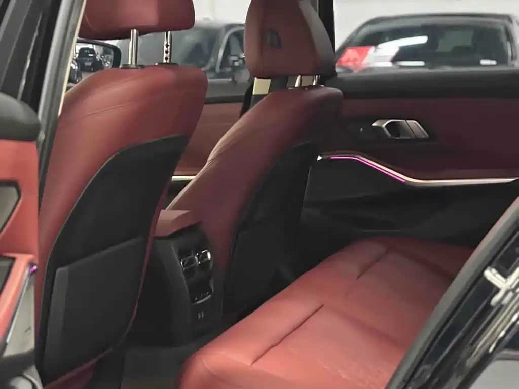 BMW 3 Series — миниатюра 8
