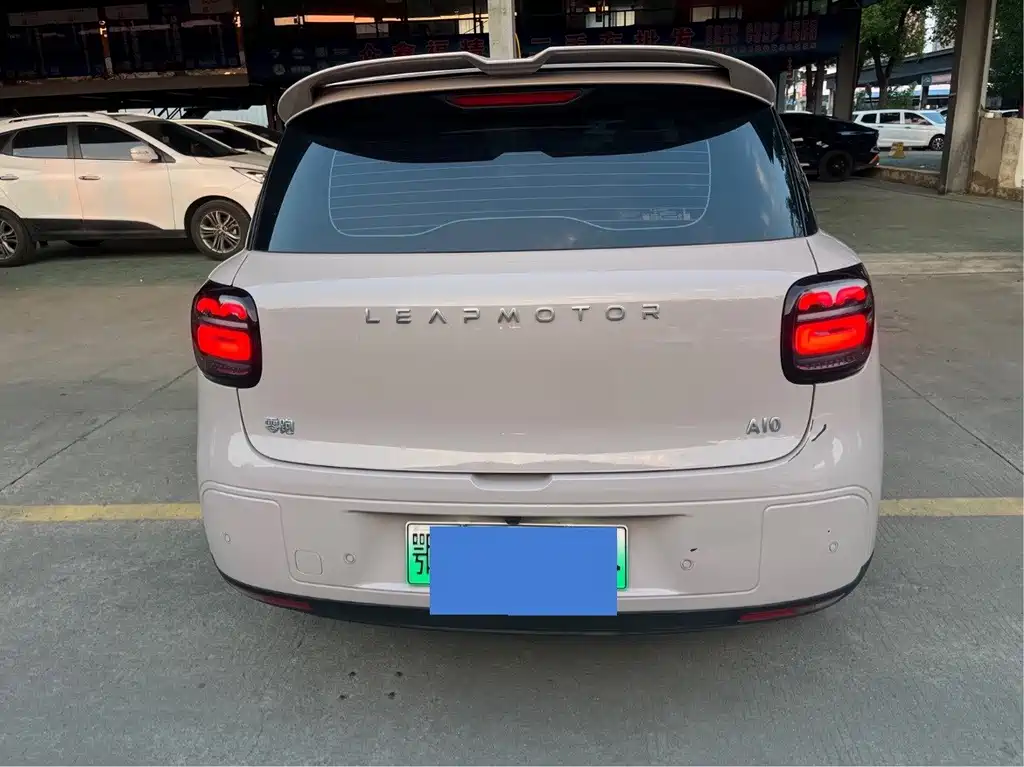 Leapmotor Leapmotor A10 — миниатюра 10