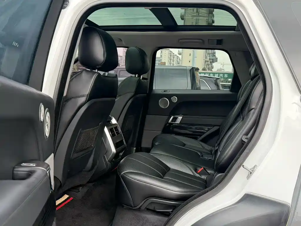 Land Rover Sport — миниатюра 8