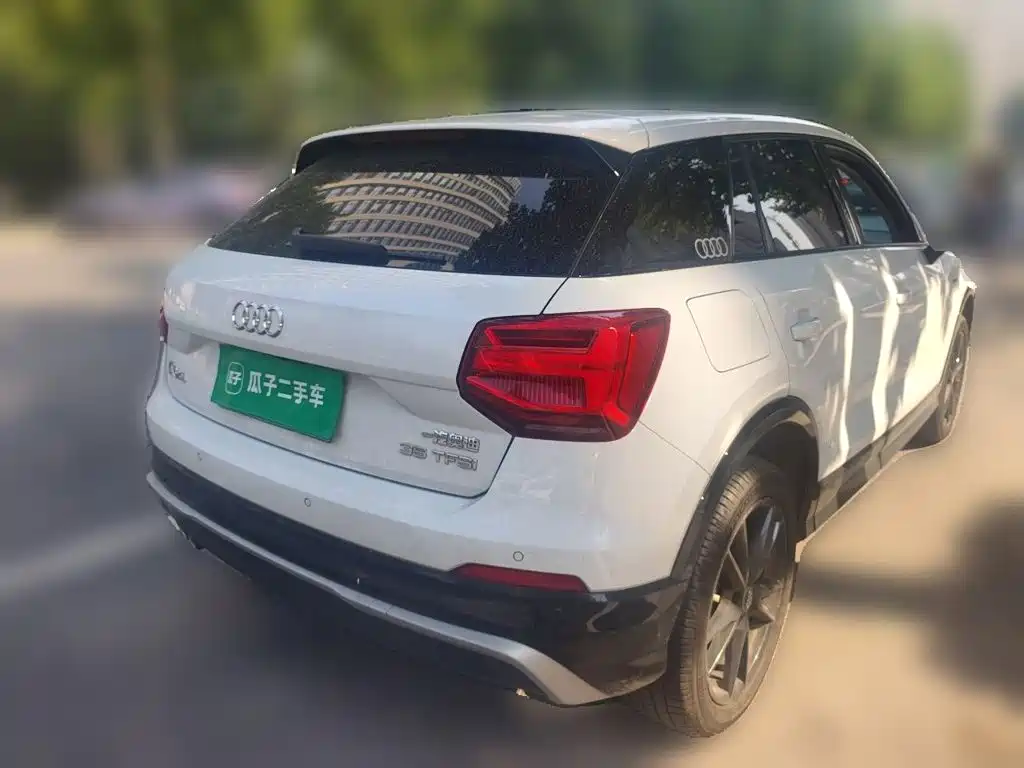 Audi Q2L — миниатюра 4