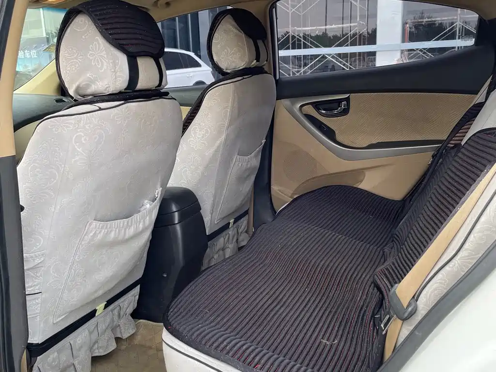 Hyundai Elantra Langdong — миниатюра 7