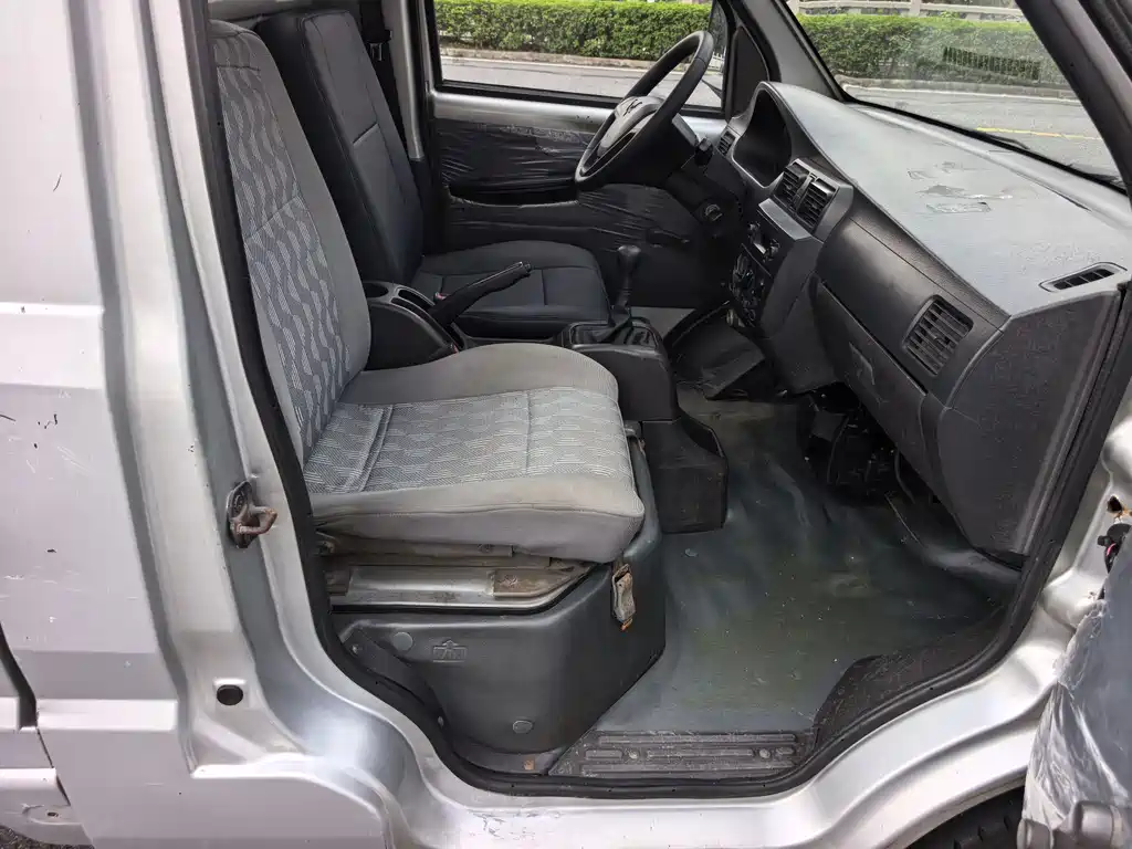 Wuling Rongguang 2012 1.5L L3C
