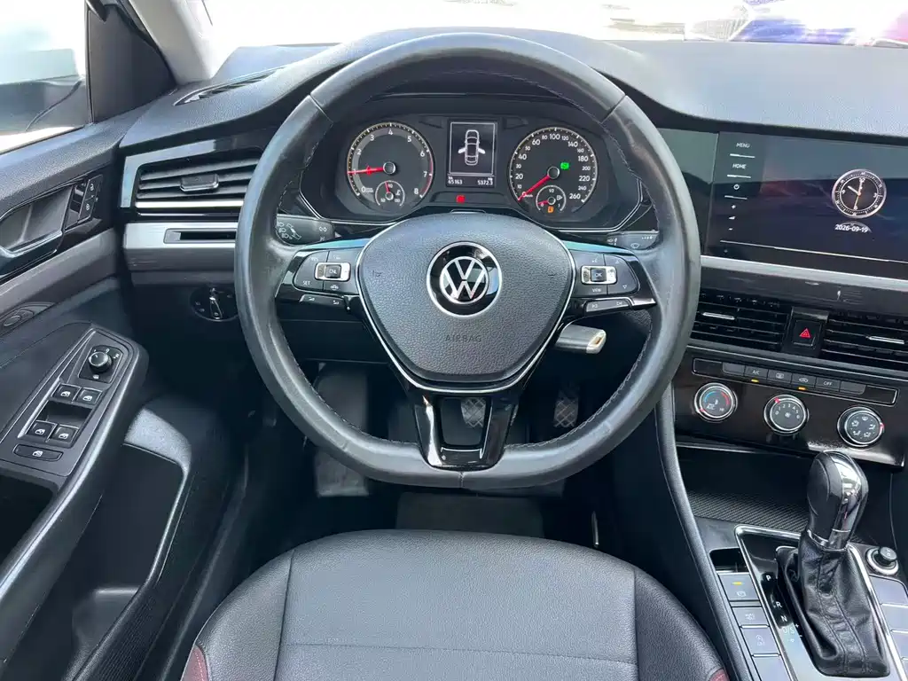 Volkswagen Bora — миниатюра 9