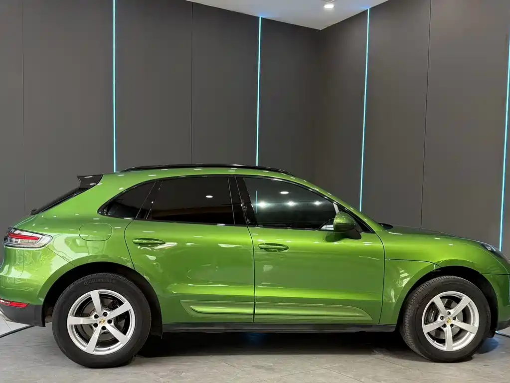 Porsche Macan — миниатюра 5