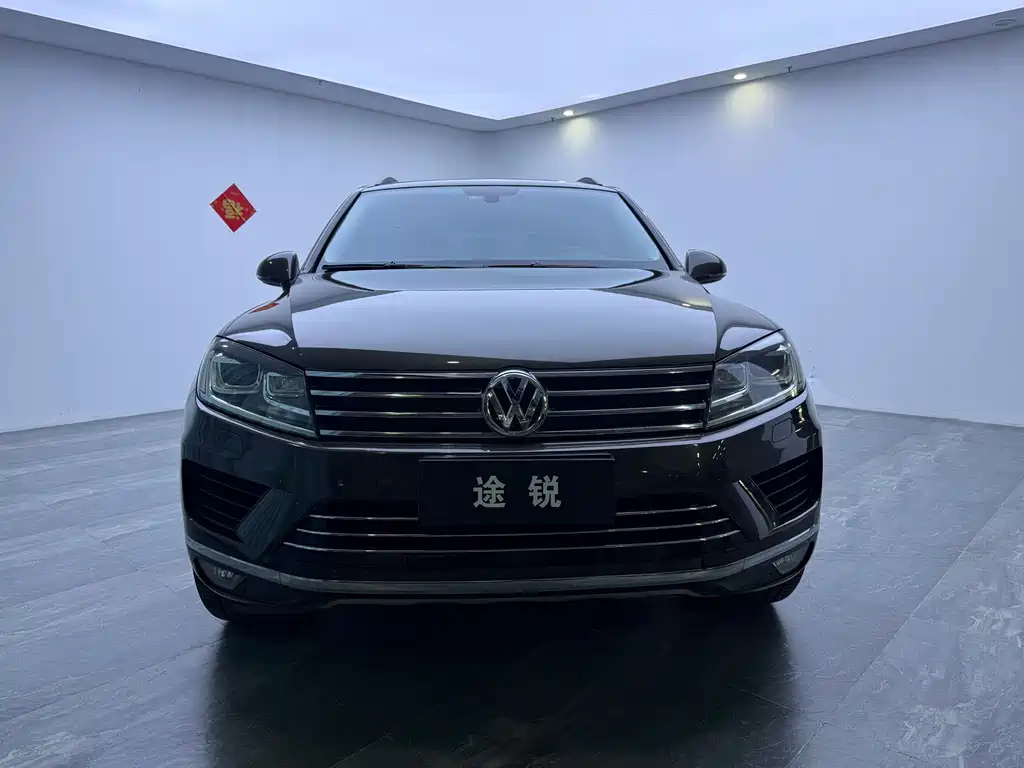 Volkswagen Touareg — миниатюра 2