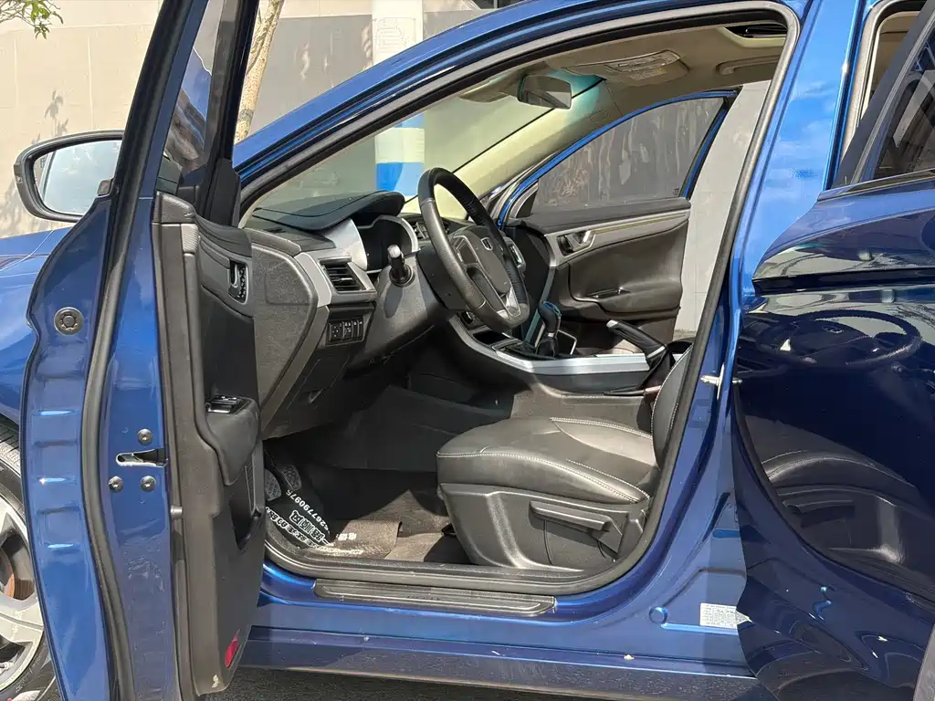 Geely Emgrand GL — миниатюра 10