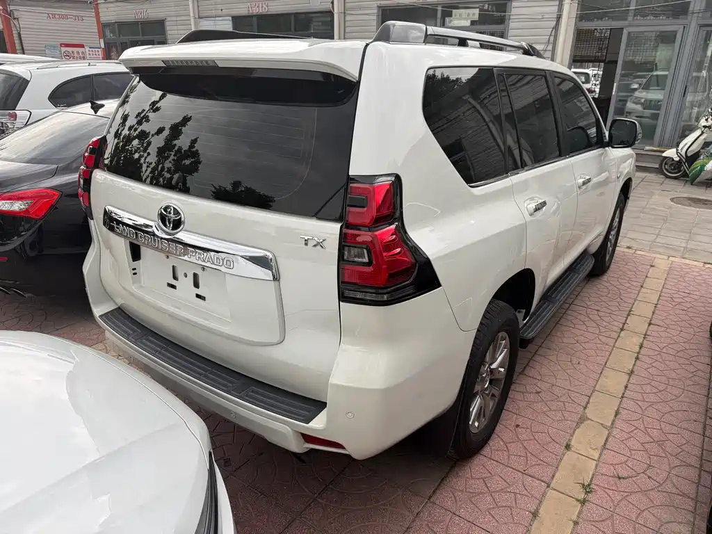 Toyota Land Cruiser Prado 2018 3.5L AT SX