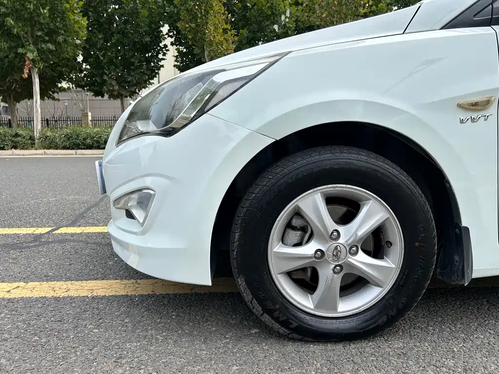 Hyundai Ruiyi — миниатюра 10