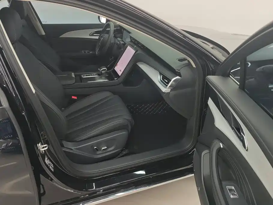 Hongqi Hongqi H5 PHEV — миниатюра 8