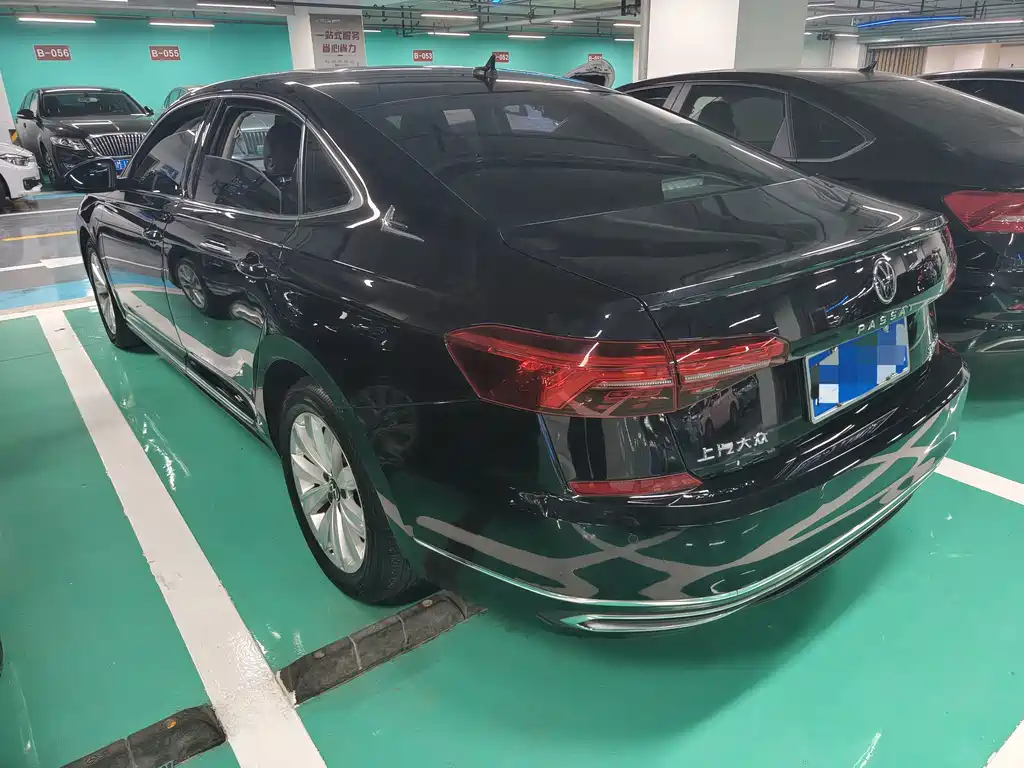 Volkswagen Passat — миниатюра 11