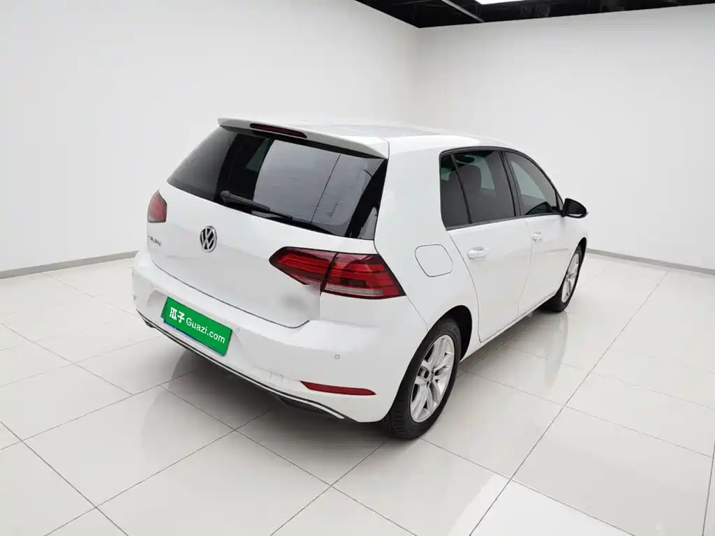 Volkswagen Golf — миниатюра 4