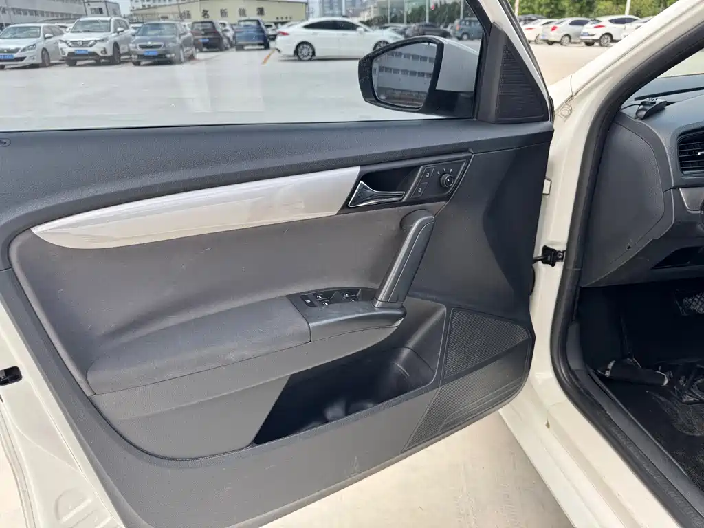Volkswagen Gran Lavida — миниатюра 11