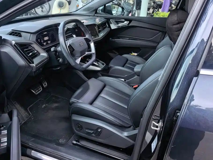 Audi Q4 e-tron — миниатюра 9