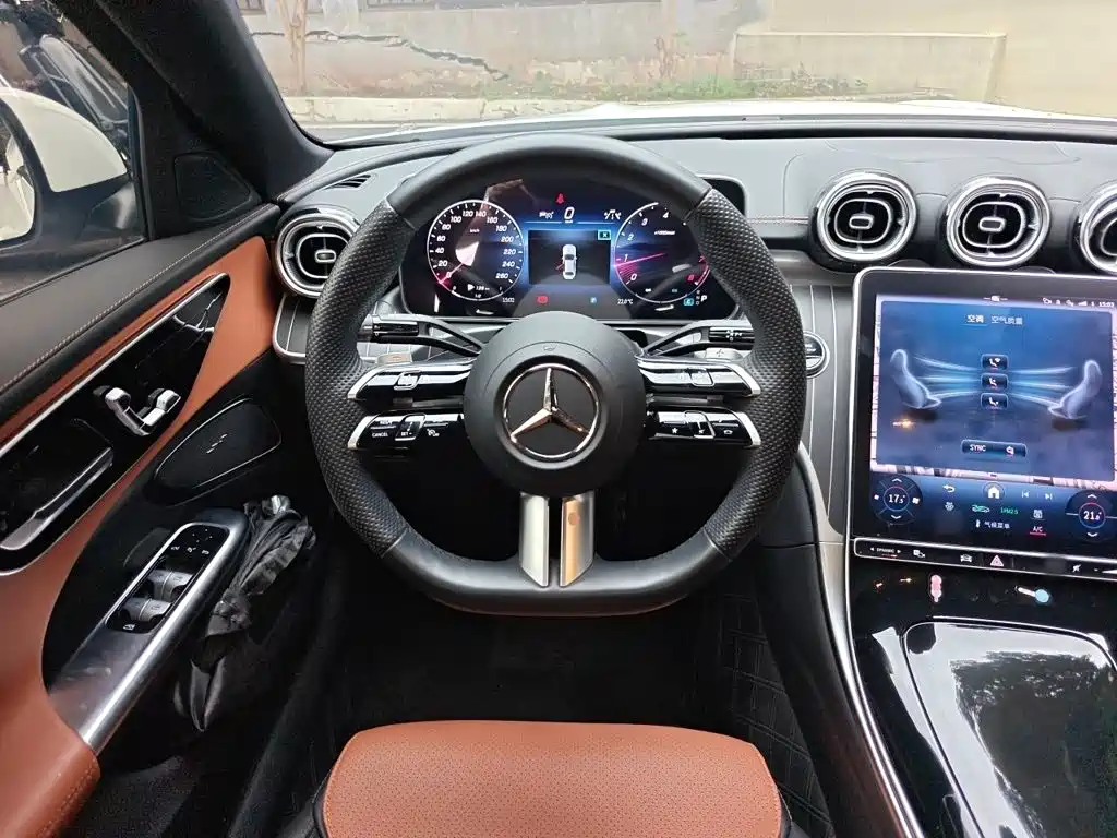 Mercedes-Benz C-Class — миниатюра 3