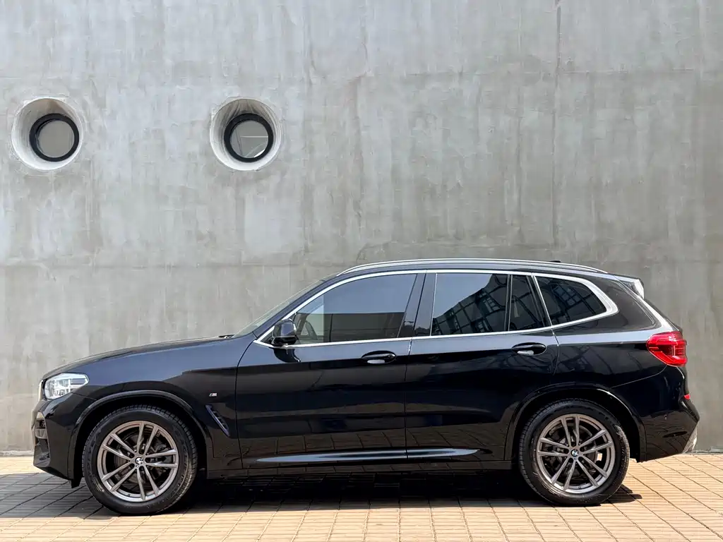 BMW X3 — миниатюра 10