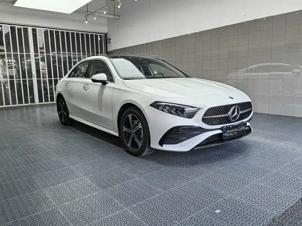 MERCEDES-BENZ A CLASS