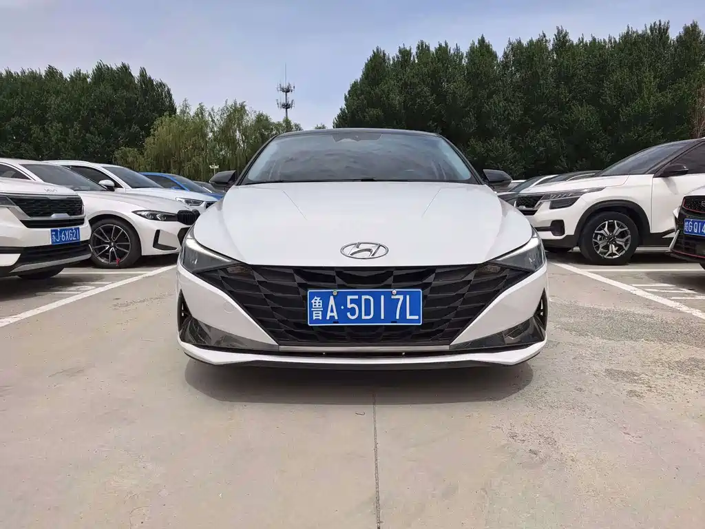 Hyundai Elantra — миниатюра 2