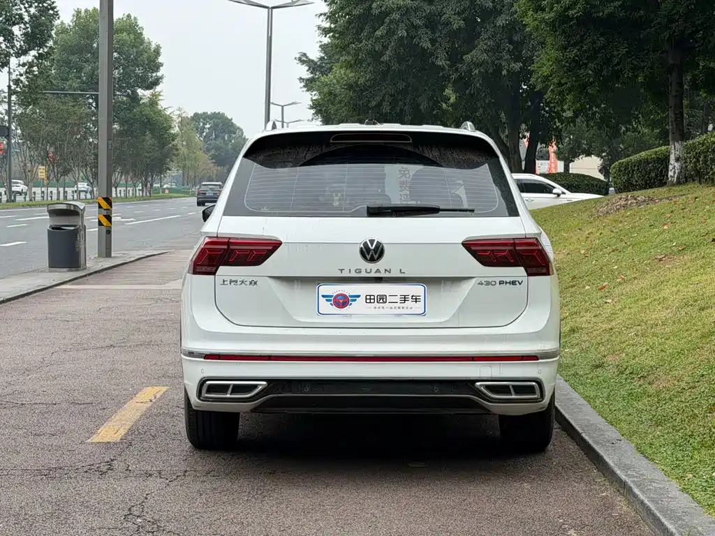 Volkswagen Tiguan L PHEV — миниатюра 5