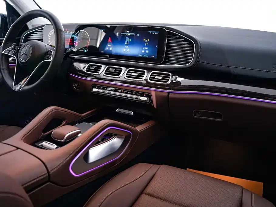 Mercedes-Benz GLE (Import) — миниатюра 23