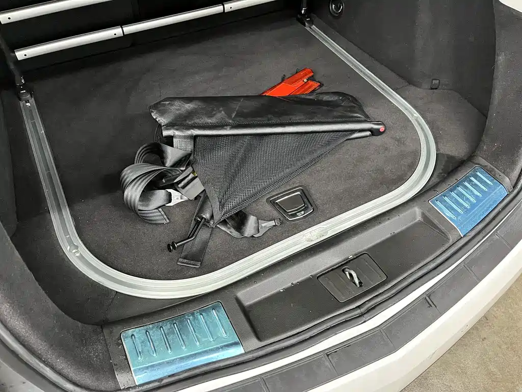 Cadillac SRX — миниатюра 14