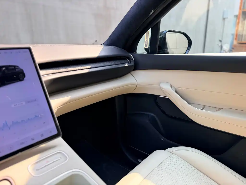 NIO ES6 — миниатюра 23