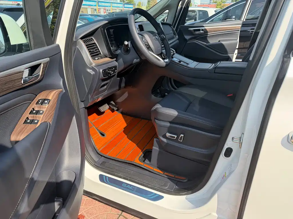 GAC Motor Trumpchi M8 — миниатюра 2