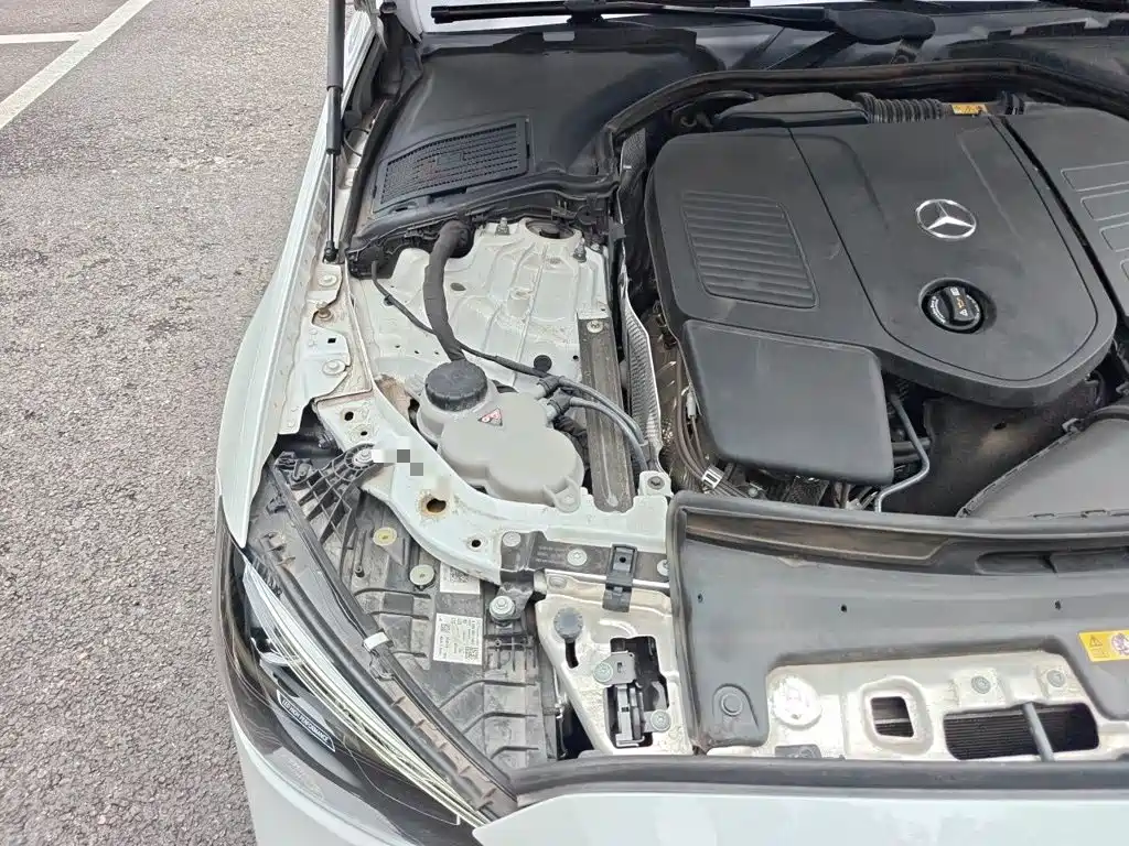 Mercedes-Benz C-Class — миниатюра 19