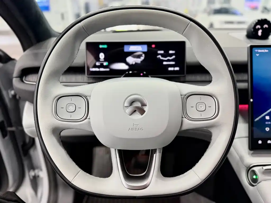 NIO ES6 — миниатюра 13