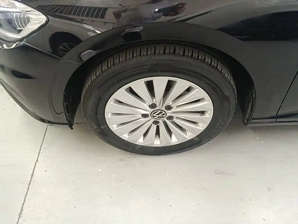 Volkswagen Lavida — миниатюра 23
