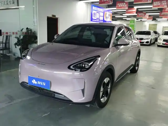2025 Geely Xingyuan