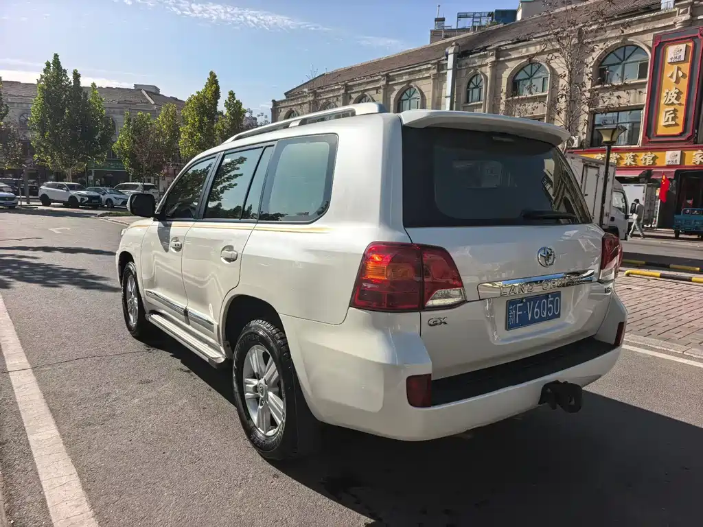 Toyota Land Cruiser — миниатюра 7