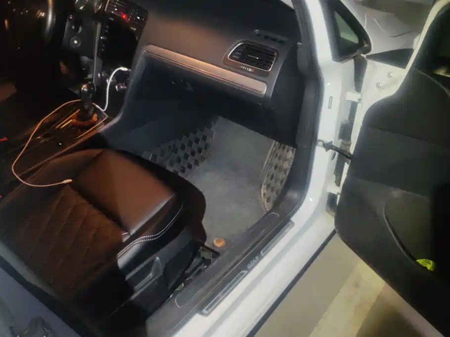 Volkswagen Golf — миниатюра 8