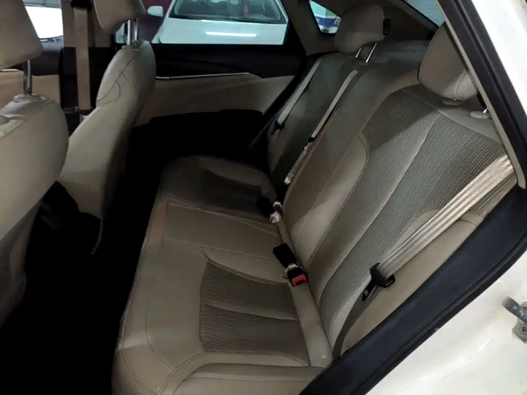 Buick Excelle — миниатюра 17