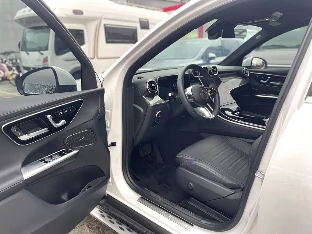 Mercedes-Benz GLC — миниатюра 5
