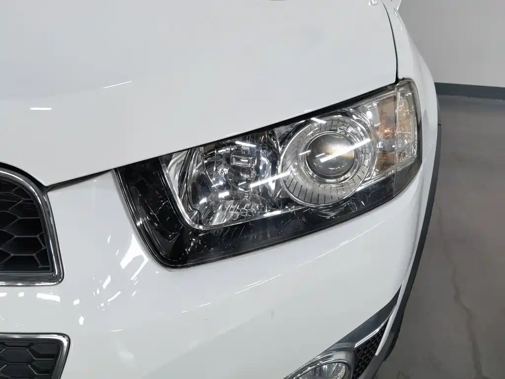 Chevrolet Captiva — миниатюра 7