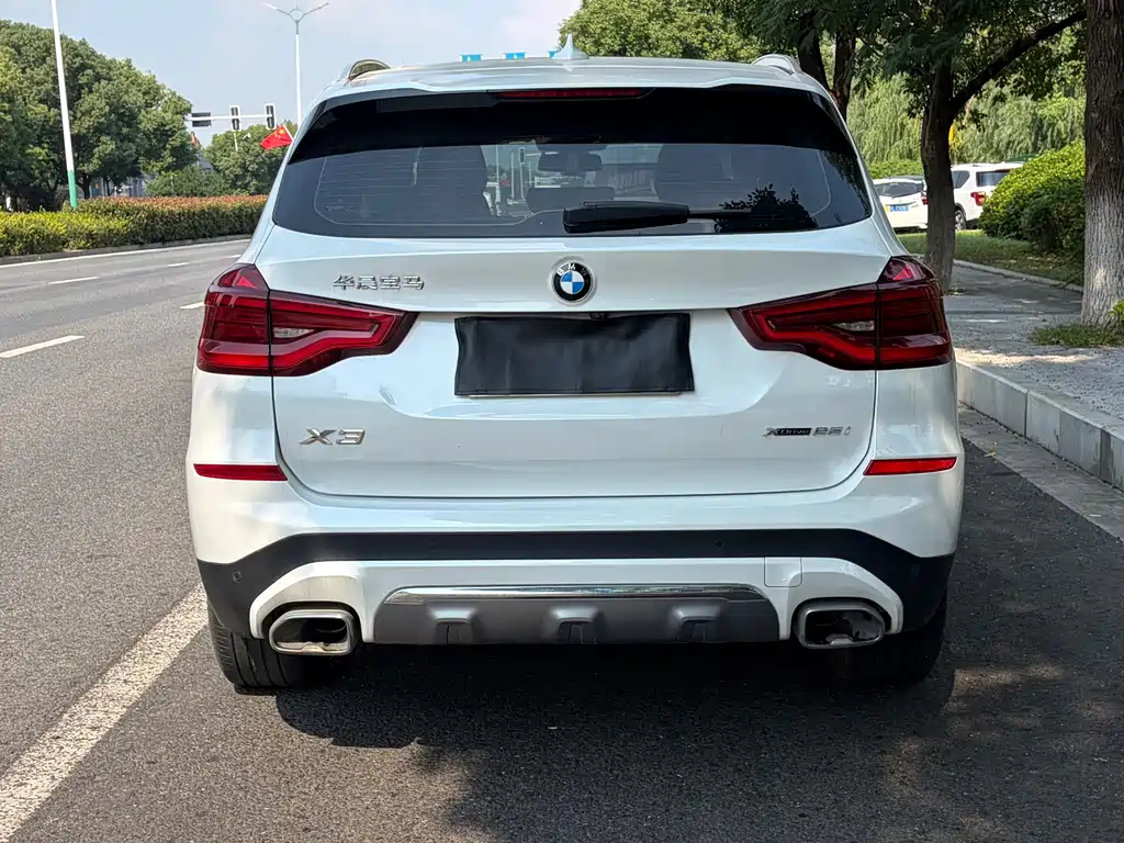 BMW X3 — миниатюра 5