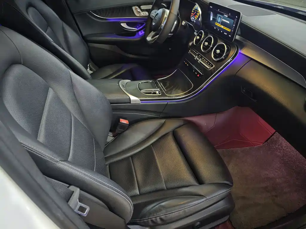 Mercedes-Benz C-Class — миниатюра 6