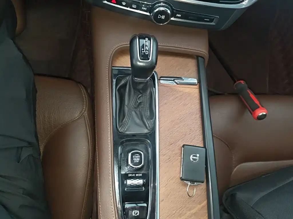 Volvo S90 — миниатюра 14