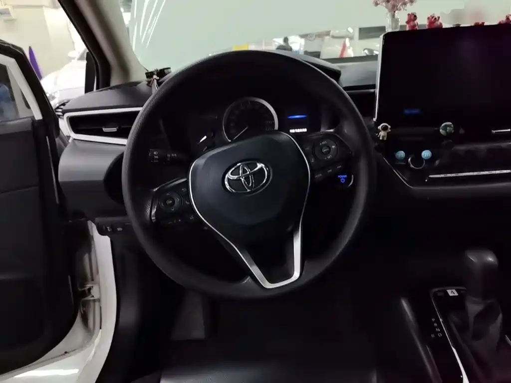 Toyota Corolla — миниатюра 11