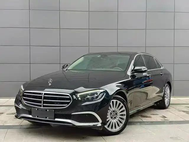 MERCEDES BENZ E CLASS