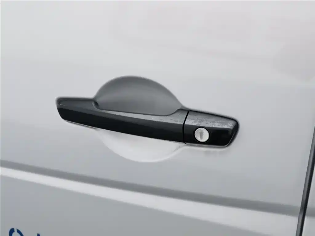 CHANGAN CROSS STAR V3