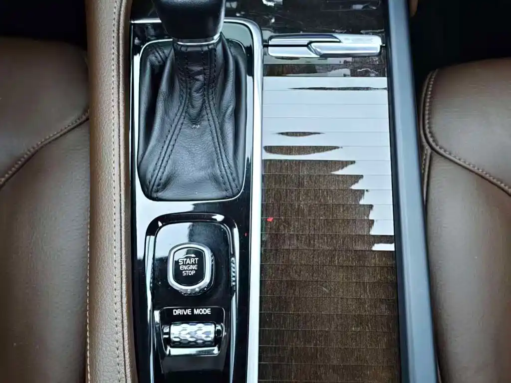 Volvo S90 — миниатюра 12