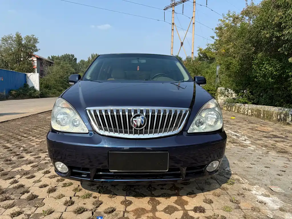 Buick GL8 — миниатюра 2
