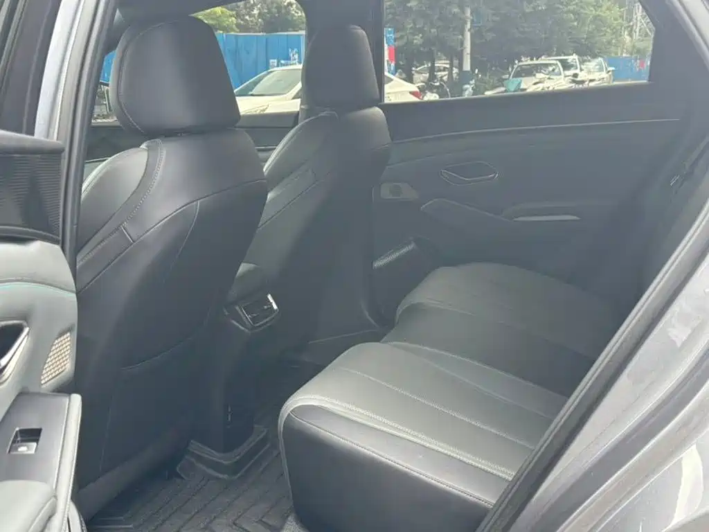 BYD Qin L — миниатюра 5