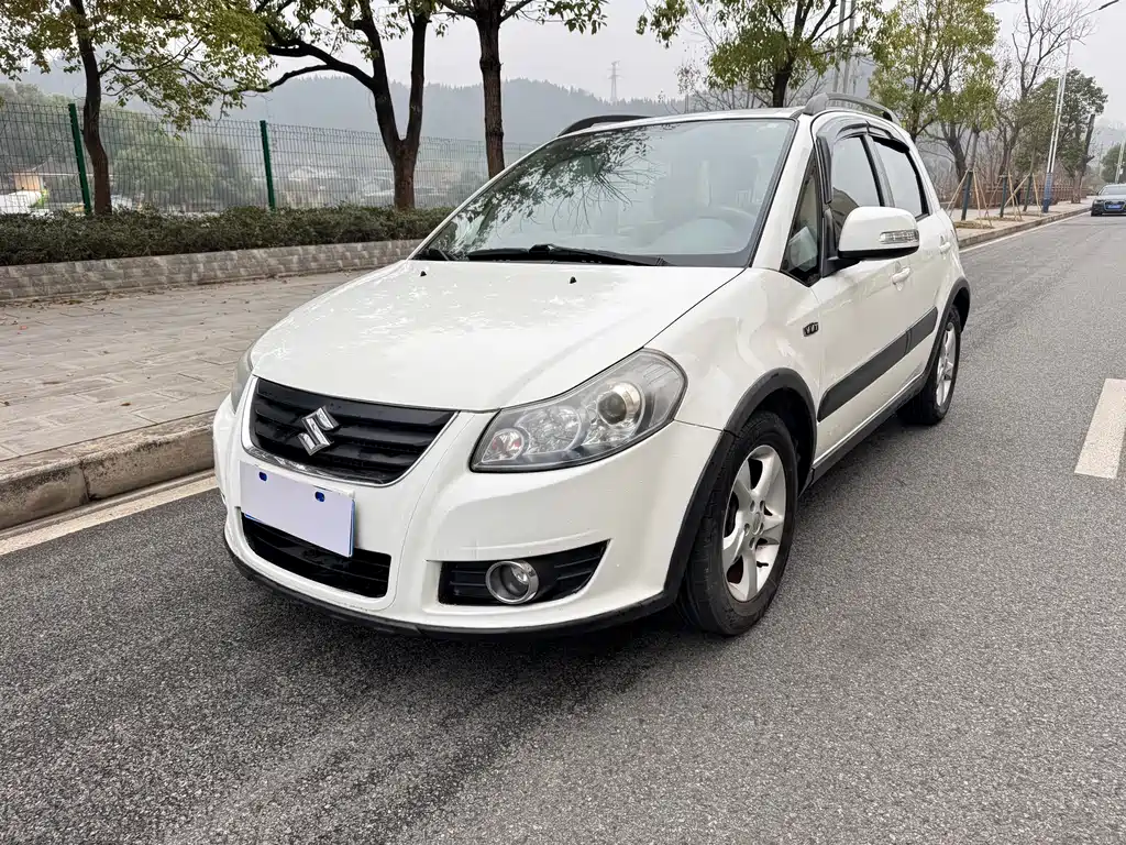 Suzuki SX4 2011